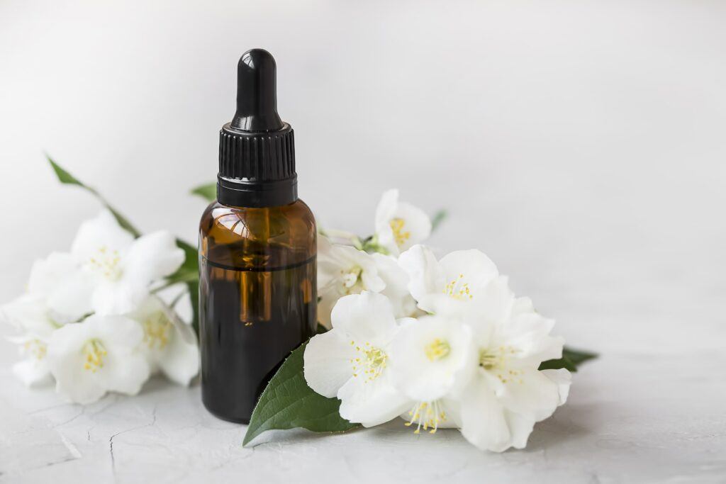Essential Oils for Better Sleep (+ Recipes!) - Proverbial Homemaker Best Essential Oils for Better Sleep